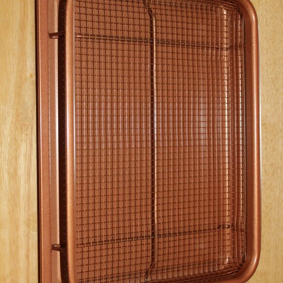 Copper Crisper Tray Non-Stick Baking Pan & Elevated Mesh Crisping Grill Basket - Picture 1 of 3